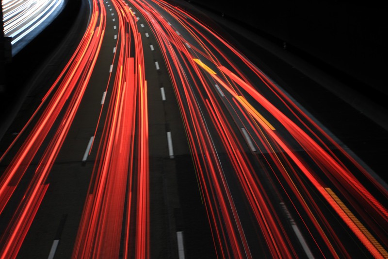 traffic_lights_tracer_taillights_brake_lights_red_back_light_speed-1205943.jpg